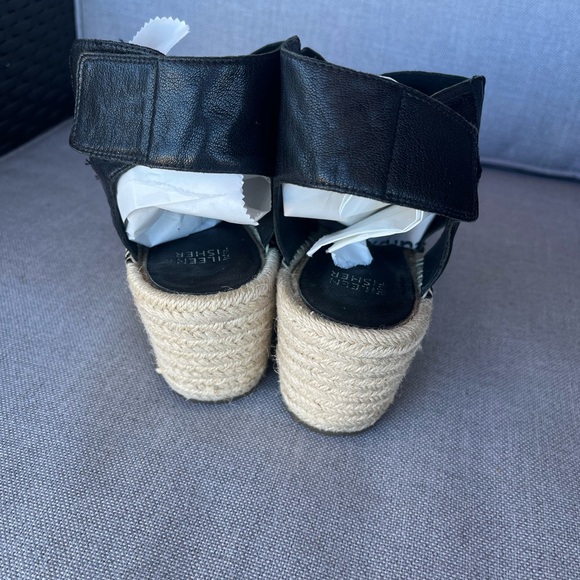 Eileen Fisher Black Espadrilles - Picture 4 of 10